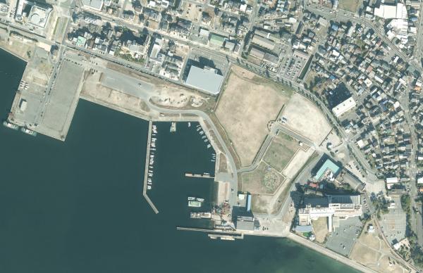 東港埋立地の航空写真