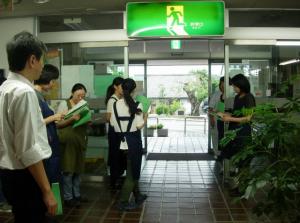 避難訓練をして、いざという時の対応を確認しているところです。