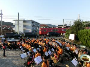 駅前コンサート（西浦駅）