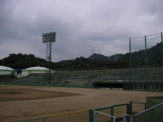 内野スタンド風景。