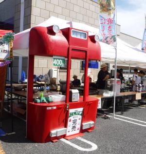 にしがま焼きそば　屋台