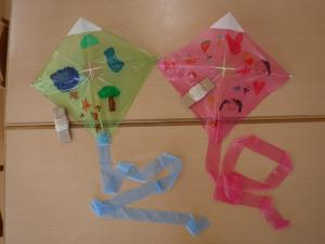 凧を作って凧あげをしたよ 愛知県蒲郡市公式ホームページ