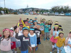 リレーで遊ぶ４・５歳児
