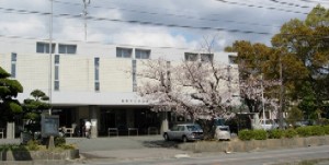 蒲郡市立図書館外観