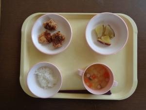 給食メニュー