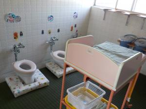 0、1歳児トイレ