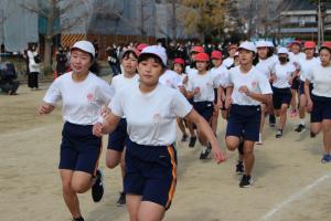 マラソン大会６年女子２