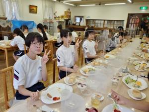 女子も元気に