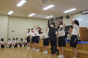 どんな出し物でしょう