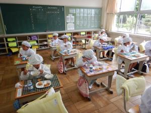 １年給食4