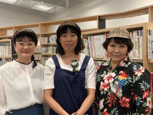 この写真は3人の名探偵です。