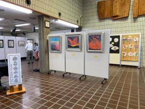 この写真は展示室の様子です。