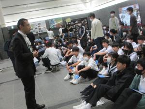 国会での説明