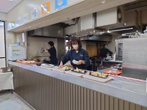 食事提供の様子