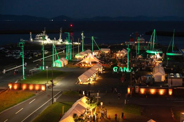 1日目夜間会場全景