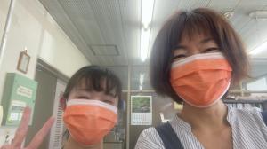 この写真は図書館オレンジマスクデーです。