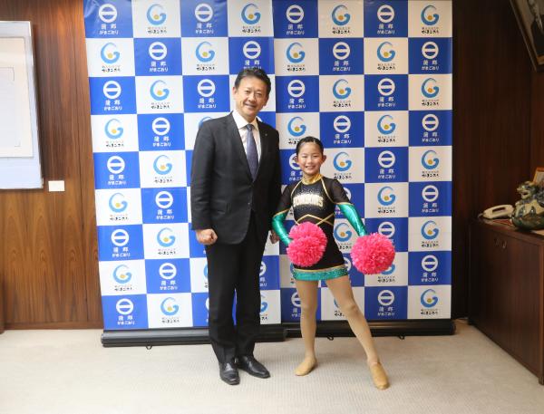 表敬訪問チアダンス森川様