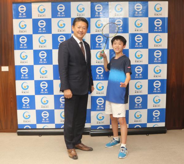 表敬訪問形北小６年曽我様
