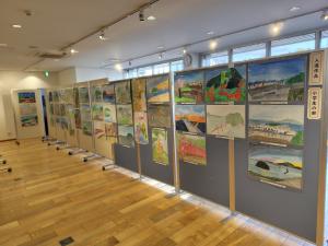 ナビテラスでの作品展示の様子