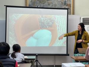 この写真はイベントの様子です。