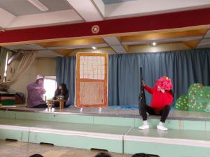 保育士による劇
