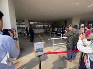 この写真は図書館イベントの様子です。