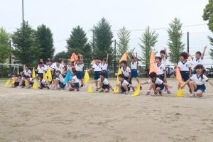 低学年ダンスの様子です。