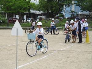 道路の走り方１