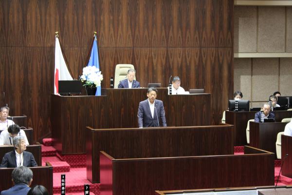 6月定例議会　閉会