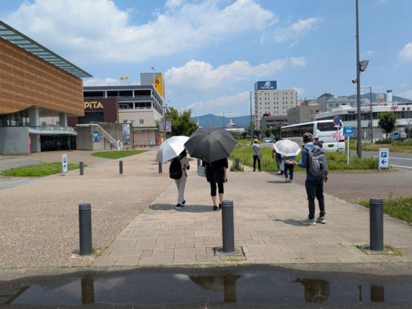 蒲郡駅前での１枚