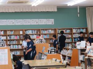 図書室２