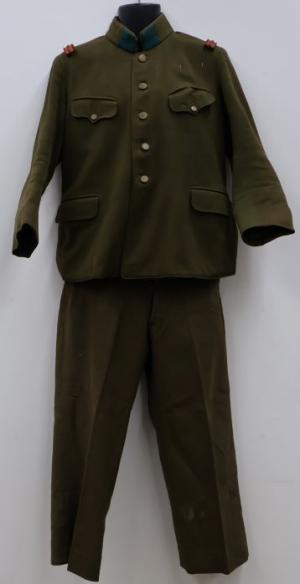 軍服