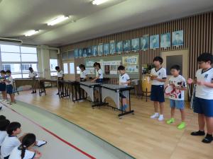 ６年生の演奏の様子です