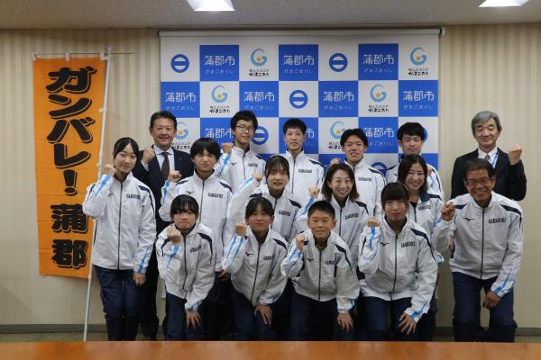 表敬訪問愛知駅伝出場選手