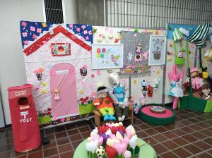 この写真は展示室の様子です。