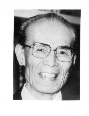 金沢嘉市氏写真
