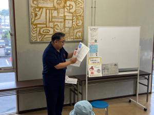 この写真は蒲郡市立図書館のイベントの様子です。