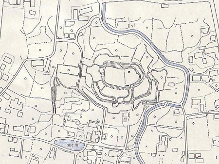 上ノ郷城跡 縄張図（『愛知県中世城跡調査報告3（東三河地区）』1997 愛知県教育委員会、石川浩治氏執筆分より）