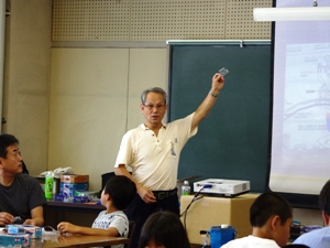 作って遊ぼう！昆虫ロボット（愛知工科大学協力）