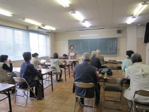 川柳教室の様子です。