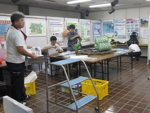 展示準備の様子です。