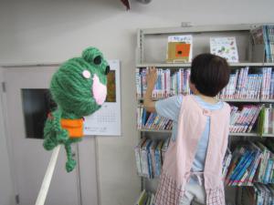 分室もお休みの間、蔵書点検を行いました。