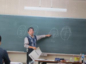 似顔絵イラストレーター内藤勲さんの似顔絵教室です。