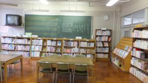 北部小学校の学校図書館です。整備してすっきりしました。